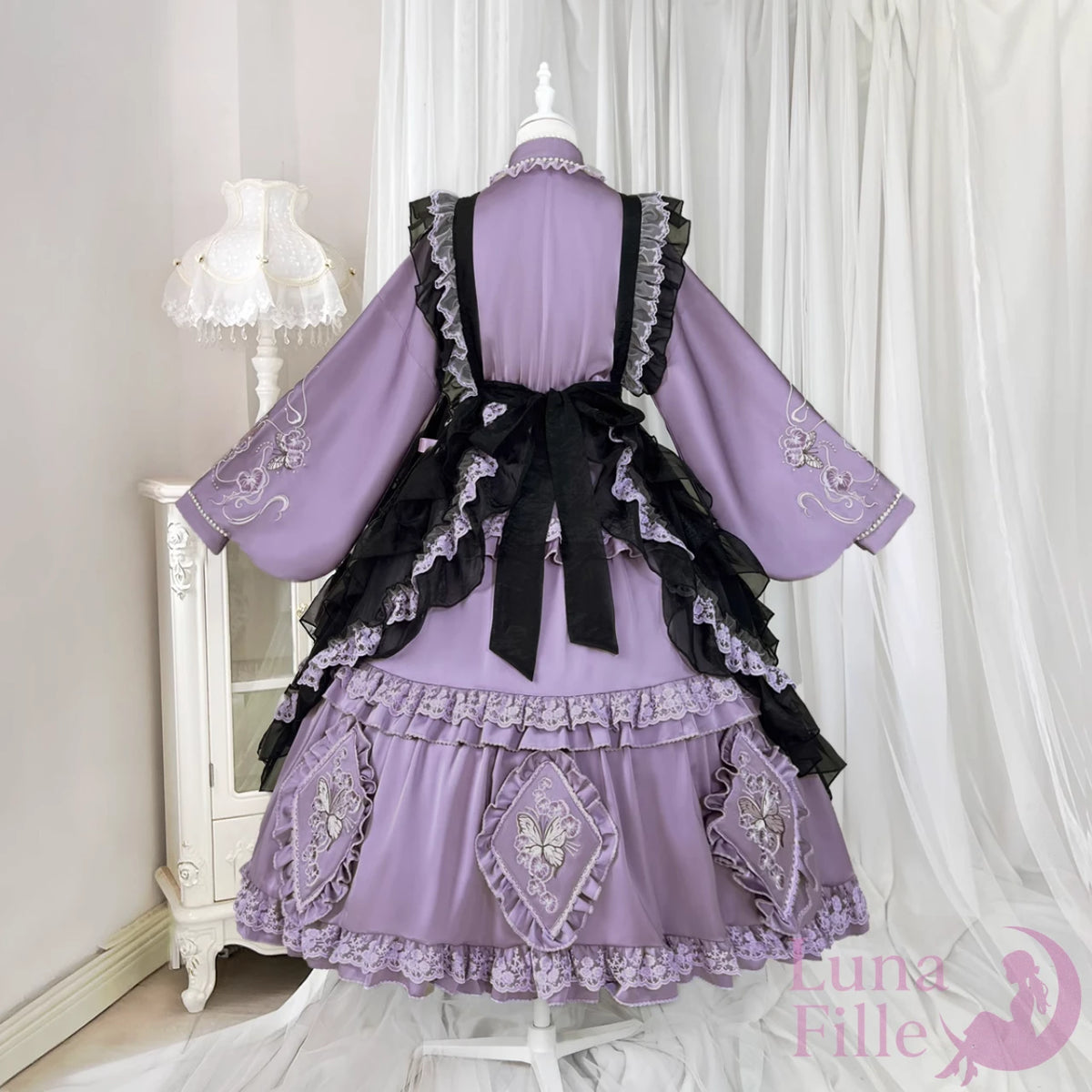 和ロリワンピース＆黒エプロンドレス2点セット｜蝶刺繍と長袖フリルの和風ロリータスタイル【LF-016】